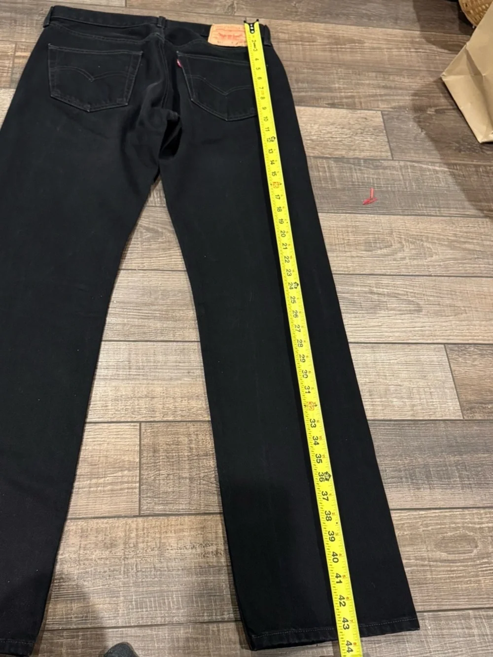 Levis 501 Button Fly Jeans Mens 33 x 34 Black Straight Leg 100% Cotton Denim